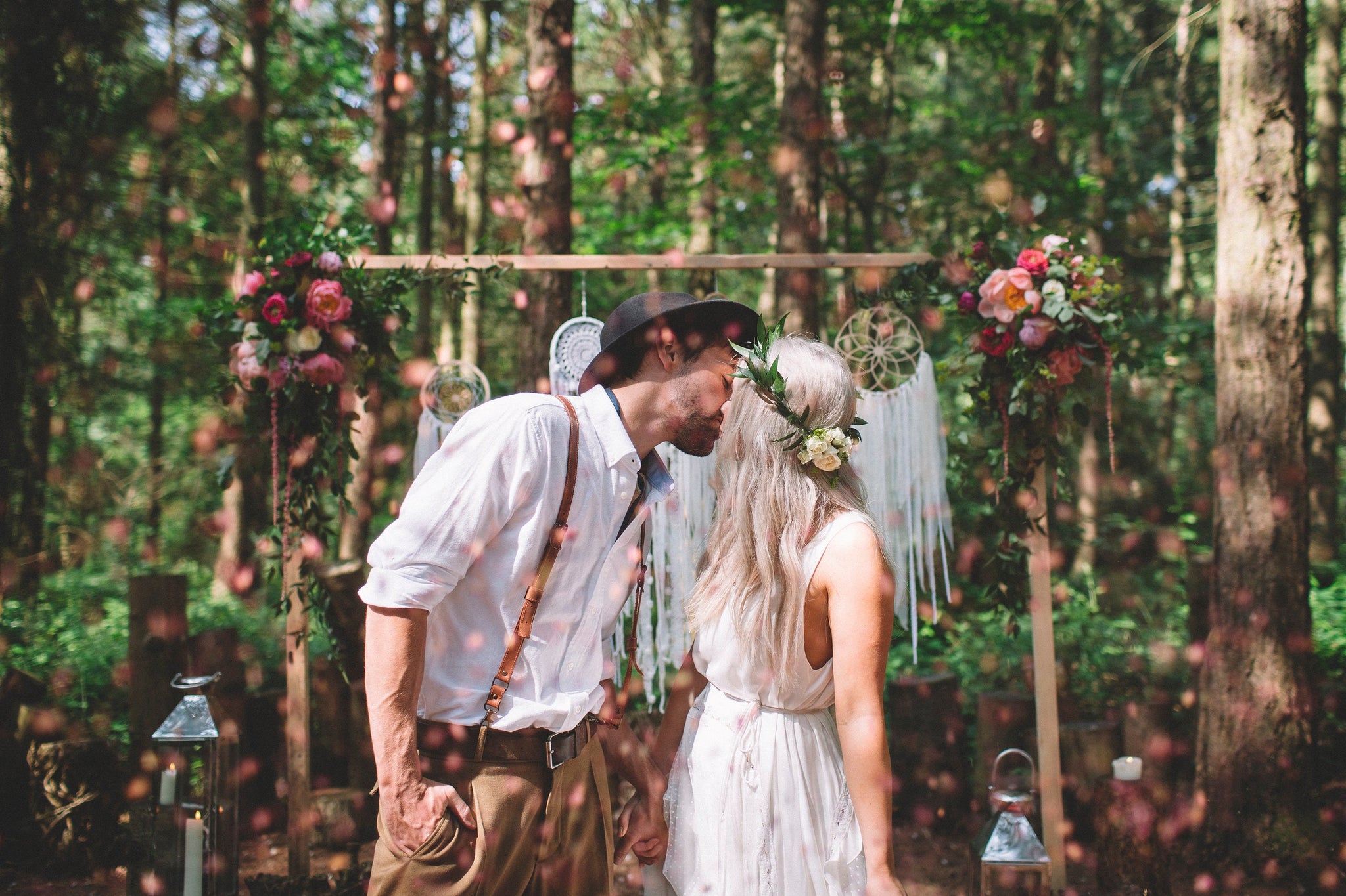 The Benefits of Choosing Bespoke Wedding Stationery