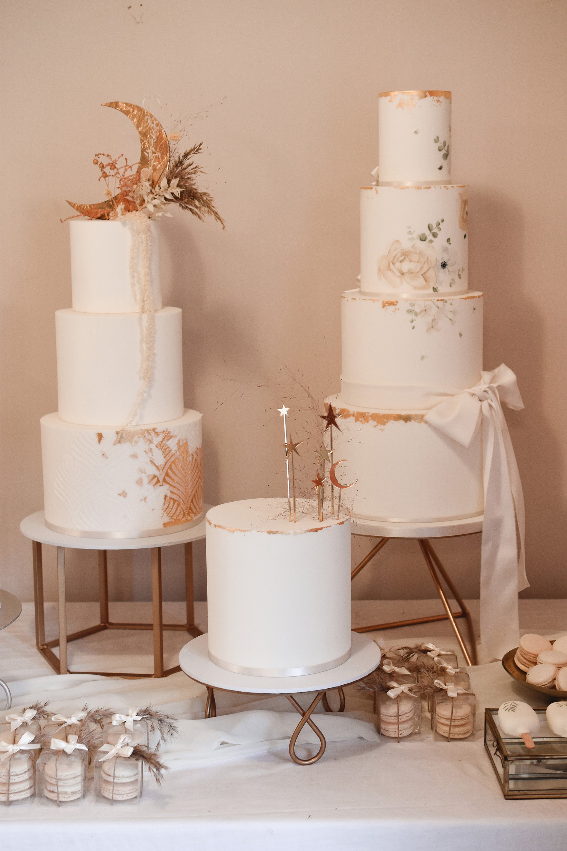 film-star-wedding-cake | SugarBliss Cake Company